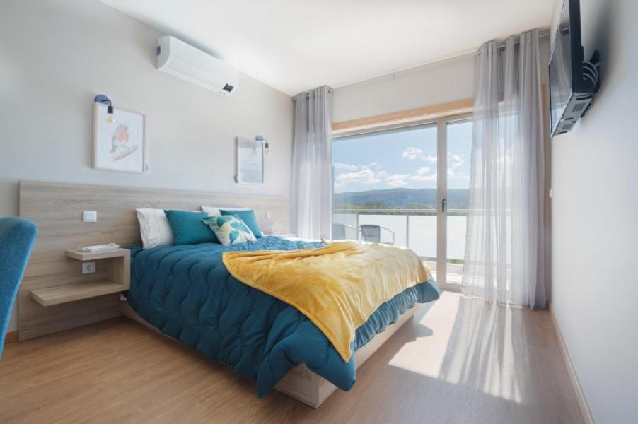 Bed and Breakfast Refugio Da Garca Шавиш Экстерьер фото